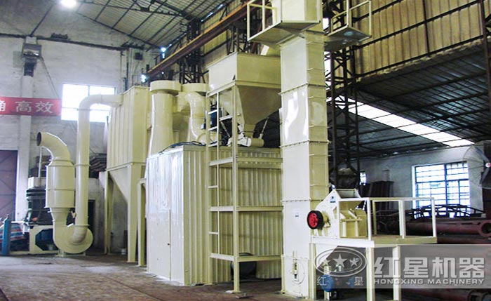 粘土砂生產(chǎn)線現(xiàn)場 粘土砂生產(chǎn)線現(xiàn)場