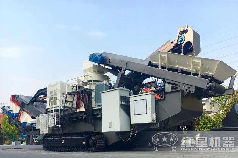 圓錐破移動(dòng)破碎站，輪胎式、履帶式這里都有