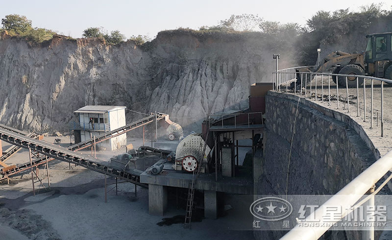 PCZ1615重錘式破碎機(jī)產(chǎn)量是多少？多少錢一臺(tái)？