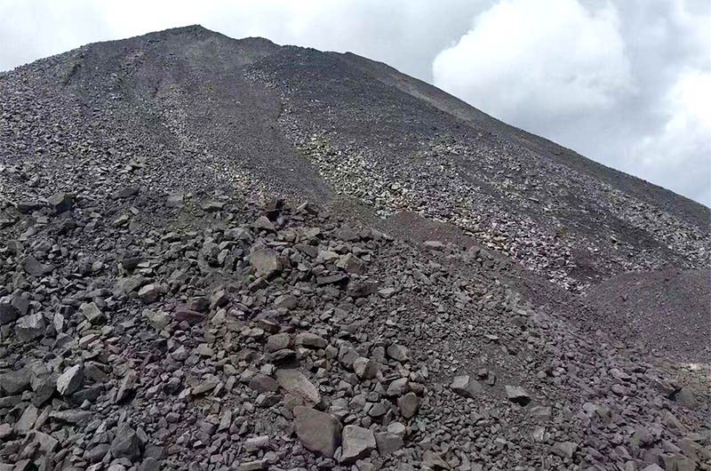 煤矸石有何用途？小型煤矸石粉碎機多少錢一臺？