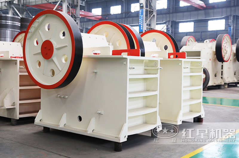 912顎式破石機(jī)產(chǎn)量是多少？一臺(tái)價(jià)格多少錢？